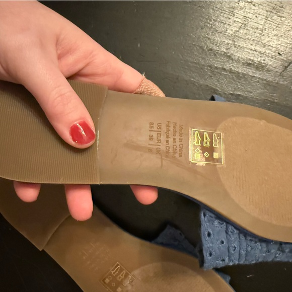 Blue Ruffled Draper James Slide Sandals - Picture 5 of 5